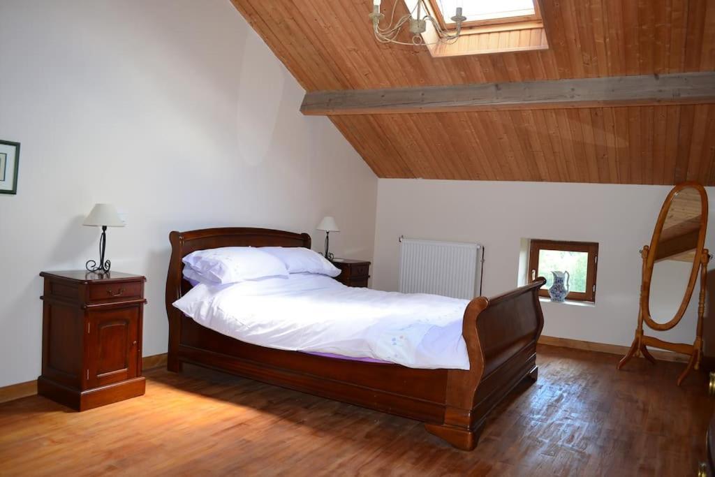 Two Hoots - Farmhouse With Summer Pool. Châteauponsac Екстериор снимка