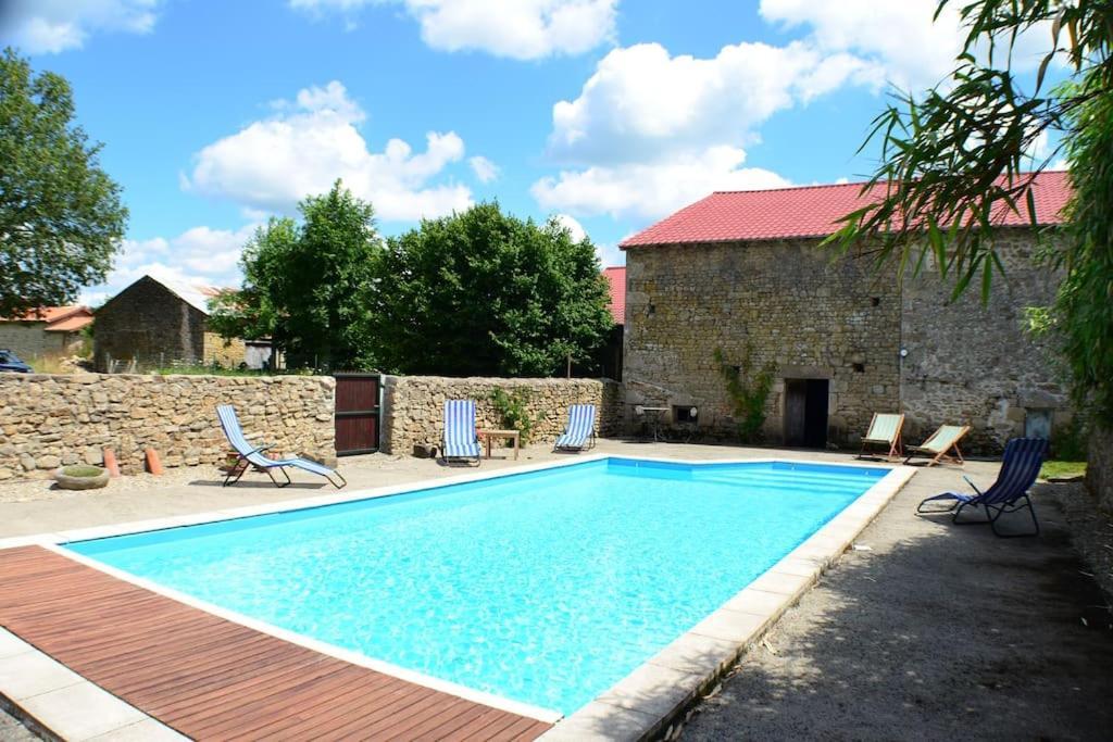 Two Hoots - Farmhouse With Summer Pool. Châteauponsac Екстериор снимка